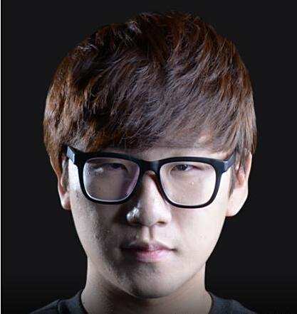 名记：我对塔图姆本赛季回归很有信心，他像个疯子在训练